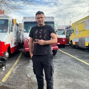 Meet your Posher, Vedat